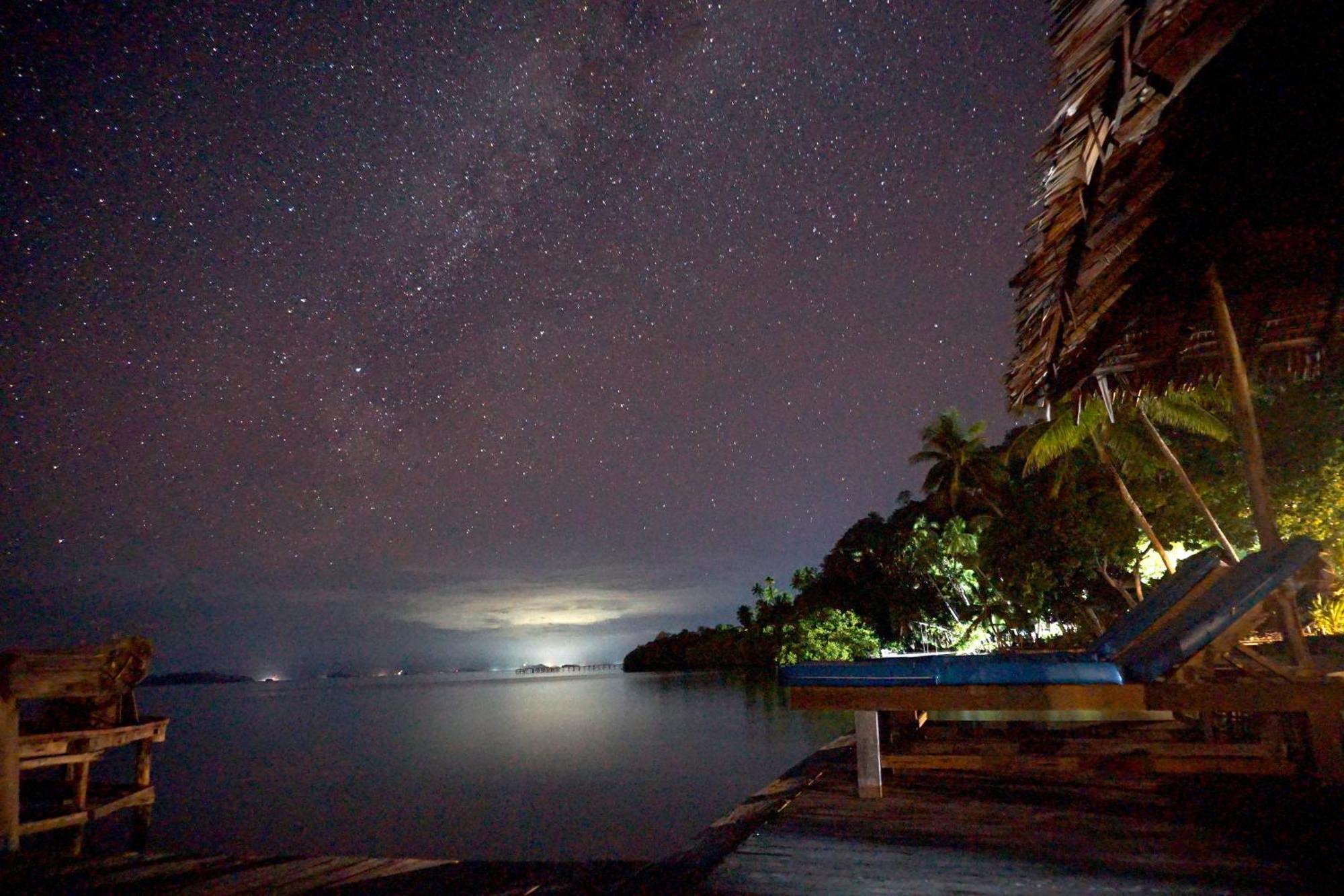 Raja Ampat Dive Lodge Pulau Mansuar Exterior photo