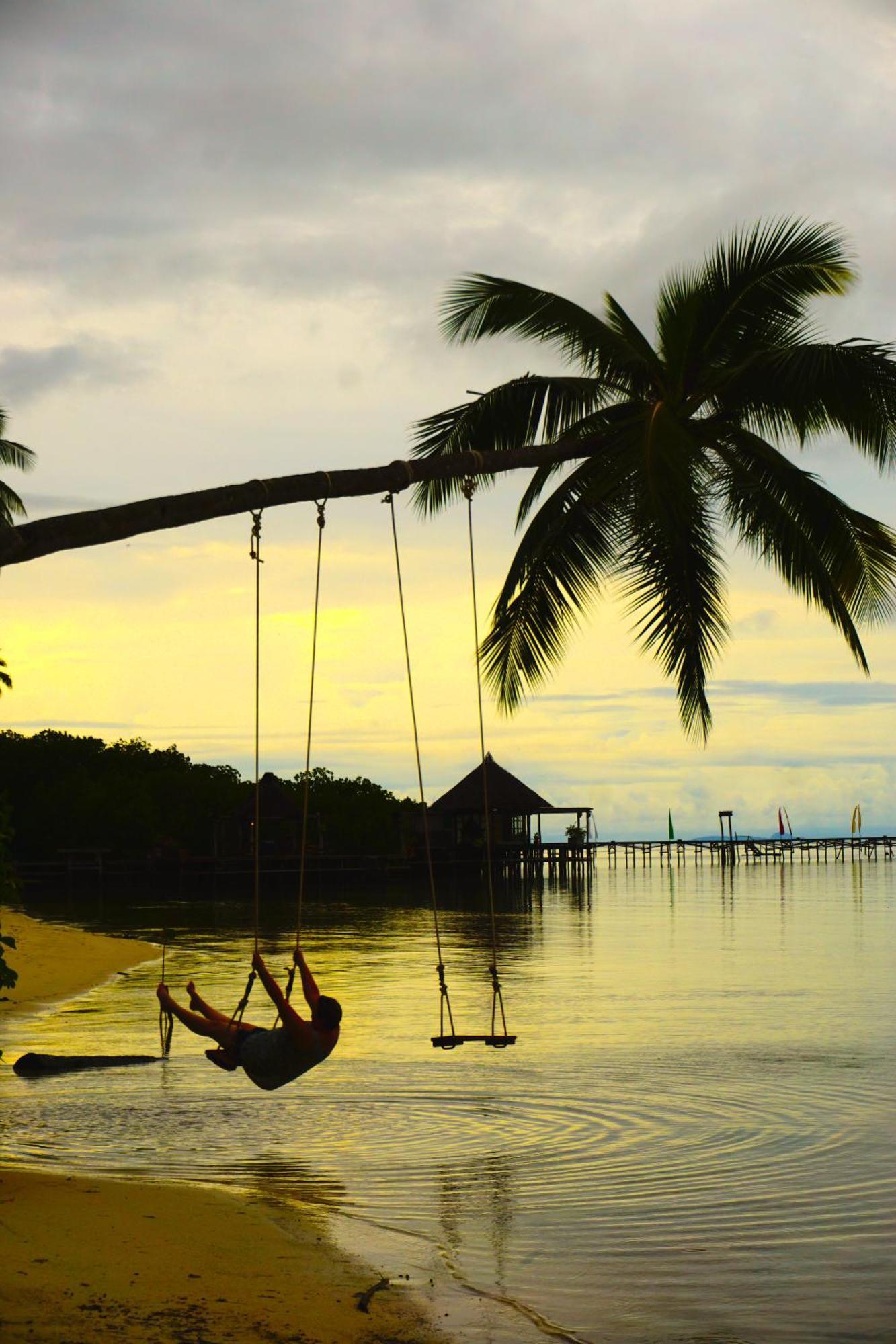 Raja Ampat Dive Lodge Pulau Mansuar Exterior photo